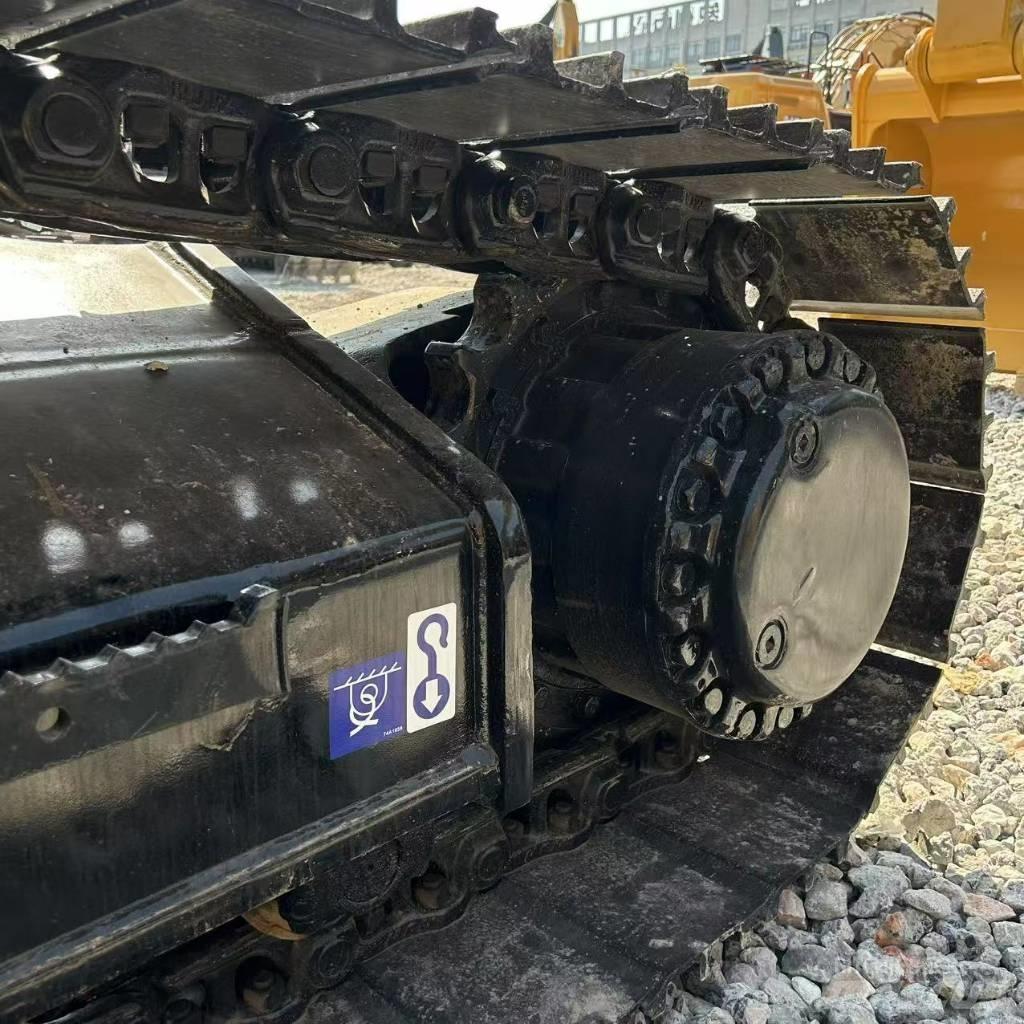 CAT 325D2L Pásová rýpadla