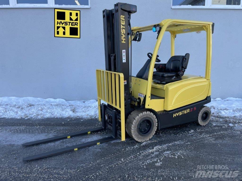 Hyster J2.5XN Akumulátorové vozíky