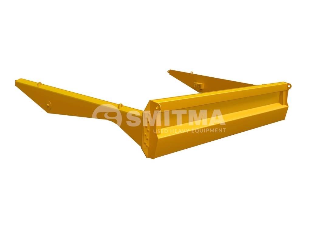CAT 725C Zadní dveře