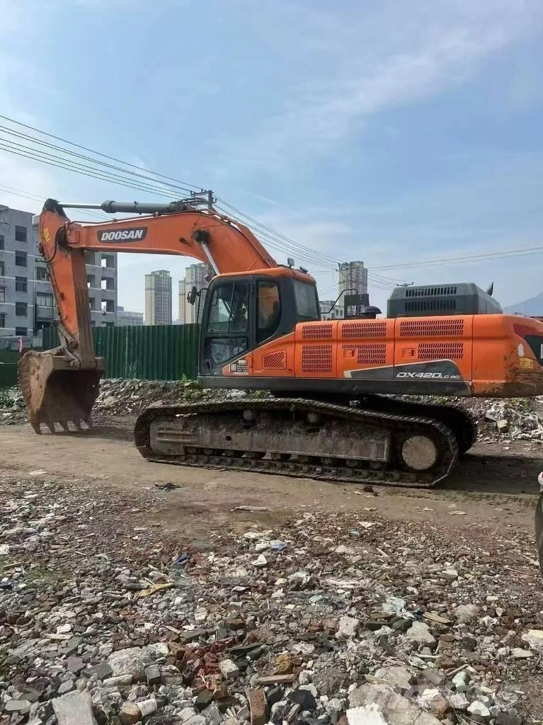 Doosan DX420LC Pásová rýpadla