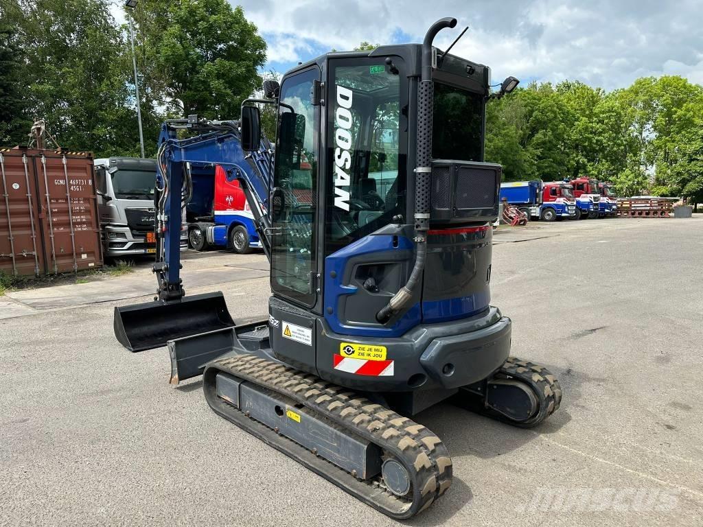 Doosan DX 35 Z Mini rýpadla < 7t