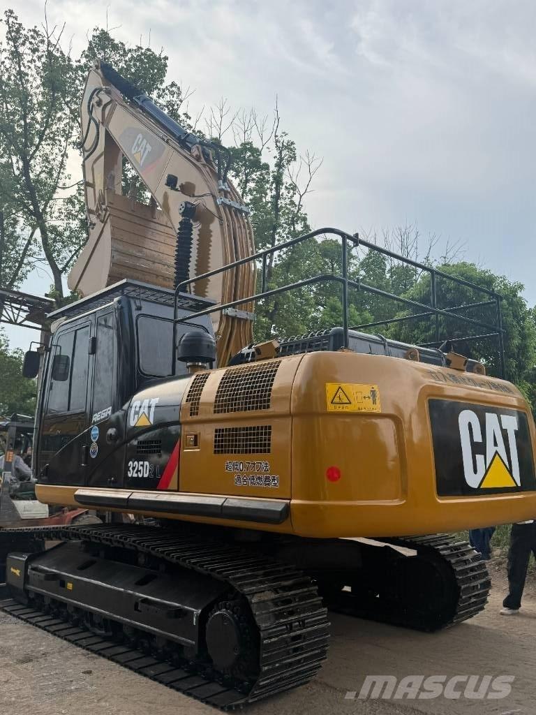 CAT 325D Pásová rýpadla