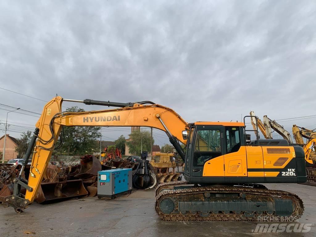 Hyundai HX 220 L Pásová rýpadla