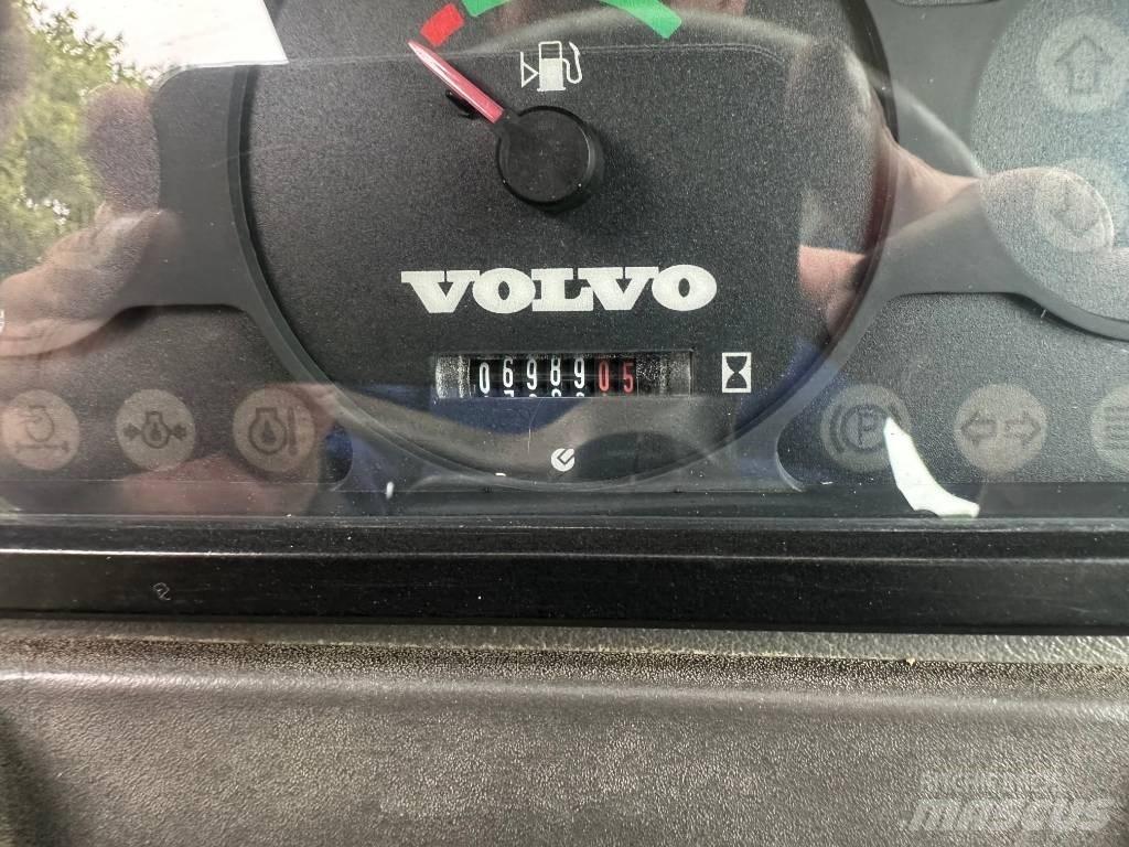 Volvo L 25 F Kolové nakladače