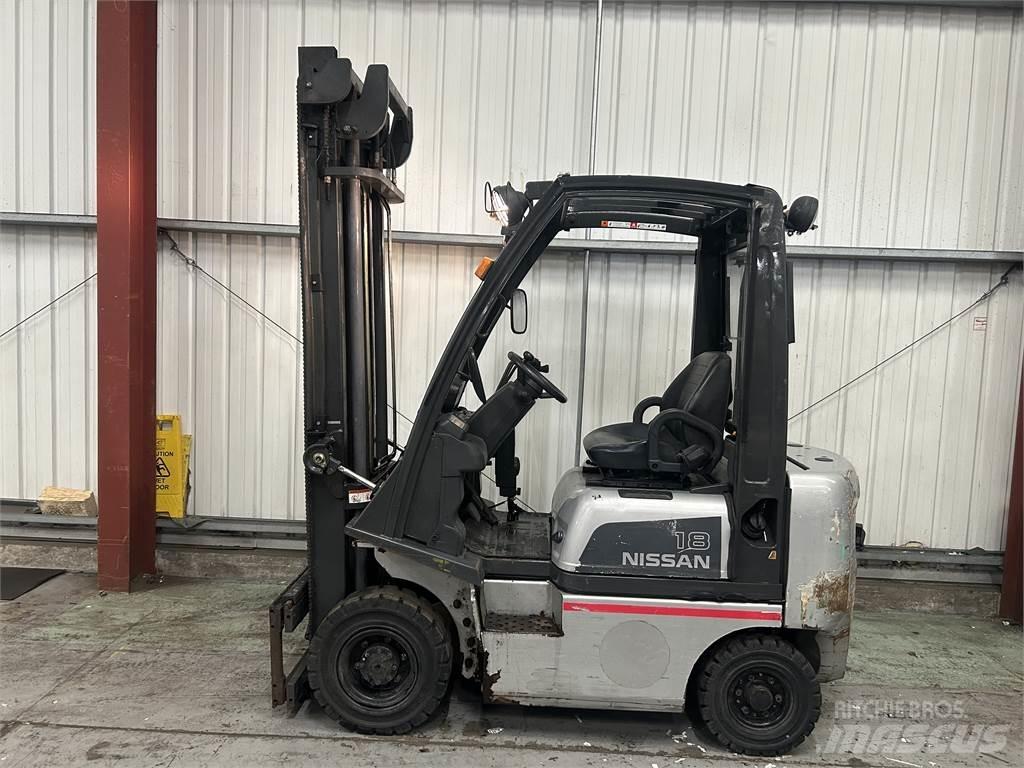 Nissan Y1D1A18Q Dieselové vozíky