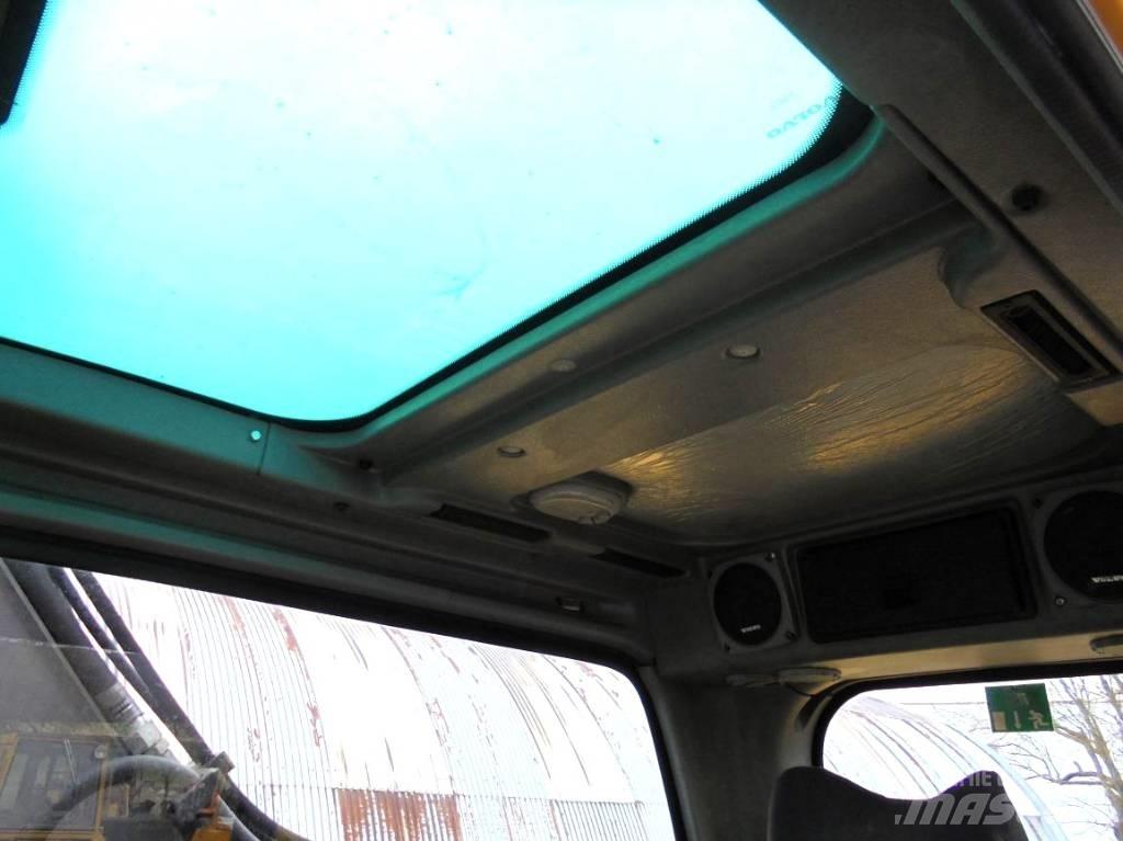 Volvo EW 140 B Kolová rýpadla