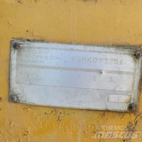 CAT 311 Pásová rýpadla