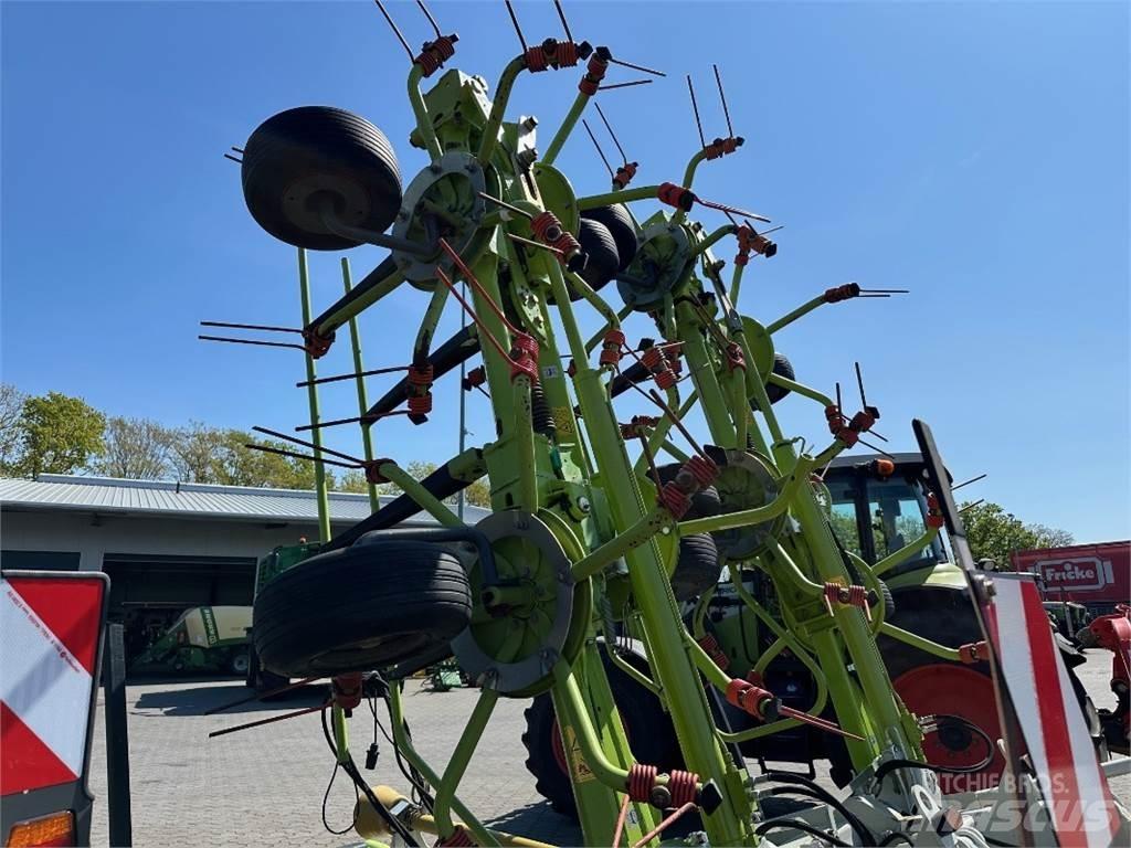 CLAAS Volto 1100 T Obraceče a shrabovače sena