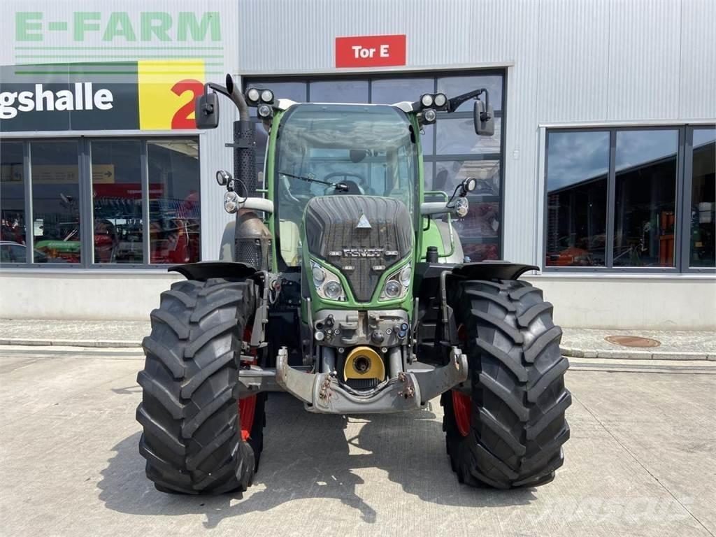 Fendt 516 vario Traktory