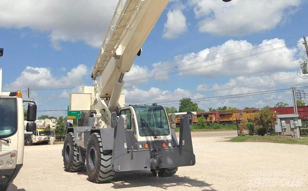 Terex CD225 Jeřáby pro těžký terén