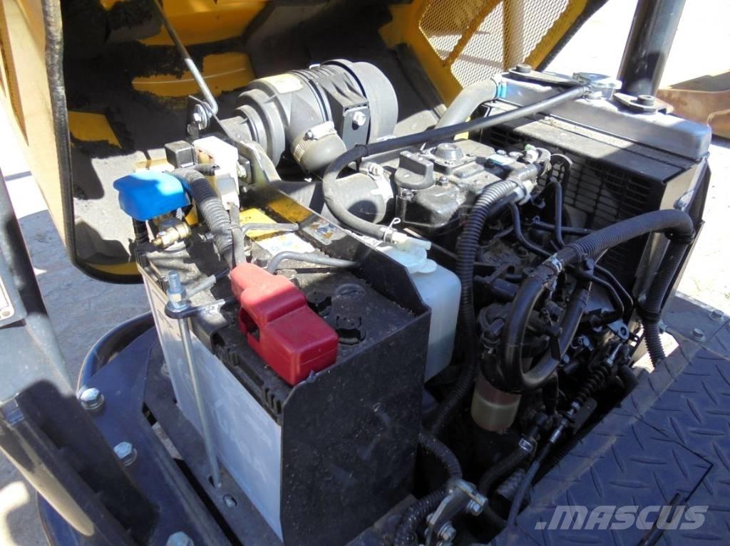 Yanmar C 12 R-C Pásové dempry