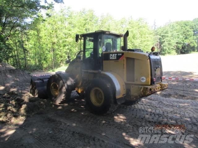 CAT 924 Kolové nakladače