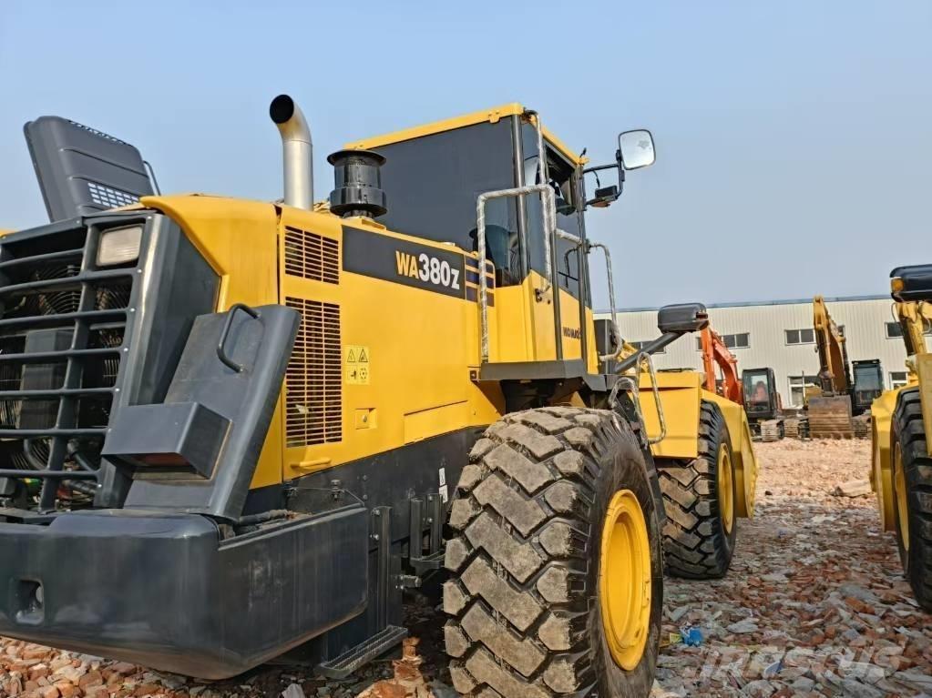 Komatsu WA 380-6 Kolové nakladače