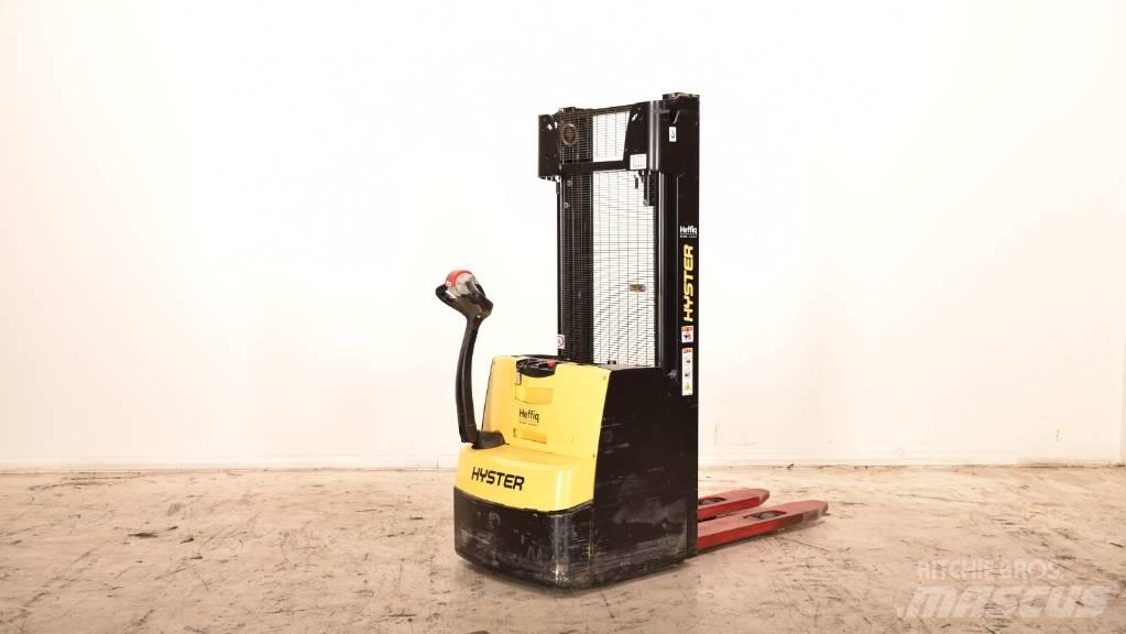 Hyster S 1.6 Ručně vedené vysokozdvižné vozíky