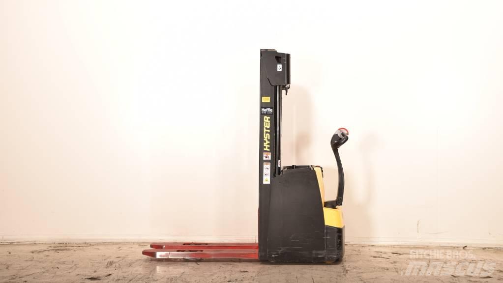 Hyster S 1.6 Ručně vedené vysokozdvižné vozíky