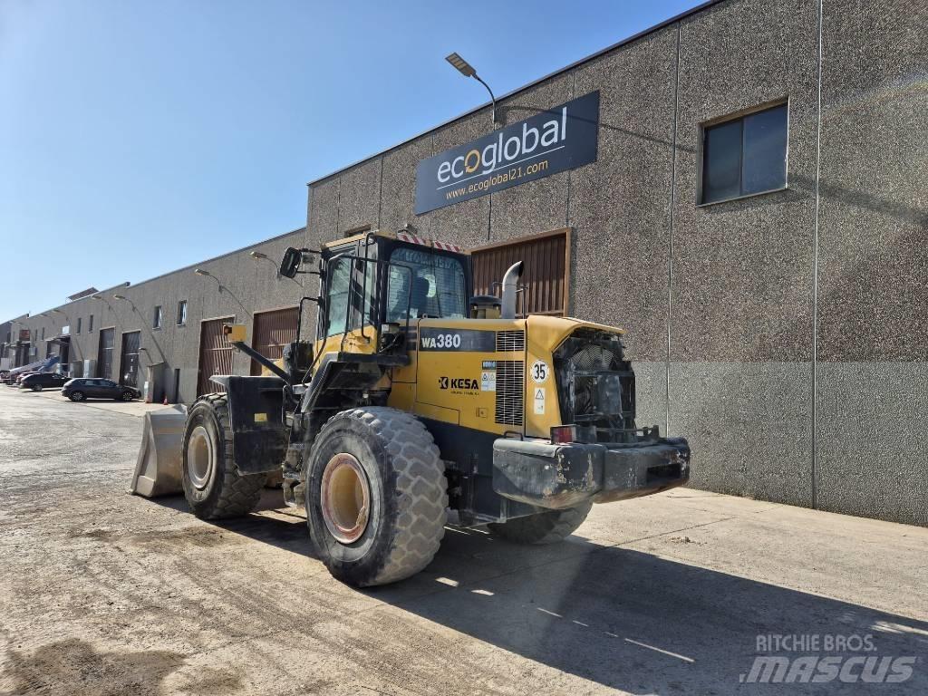 Komatsu WA 380-6 Kolové nakladače