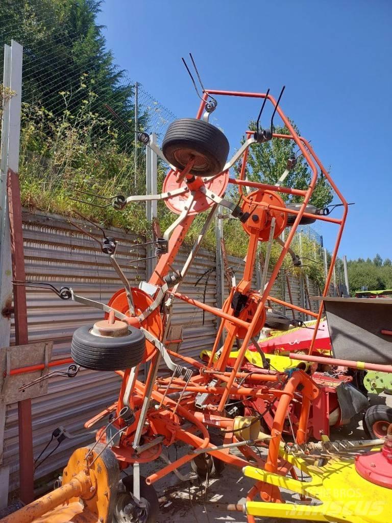 Fella TH 680 Obraceče a shrabovače sena