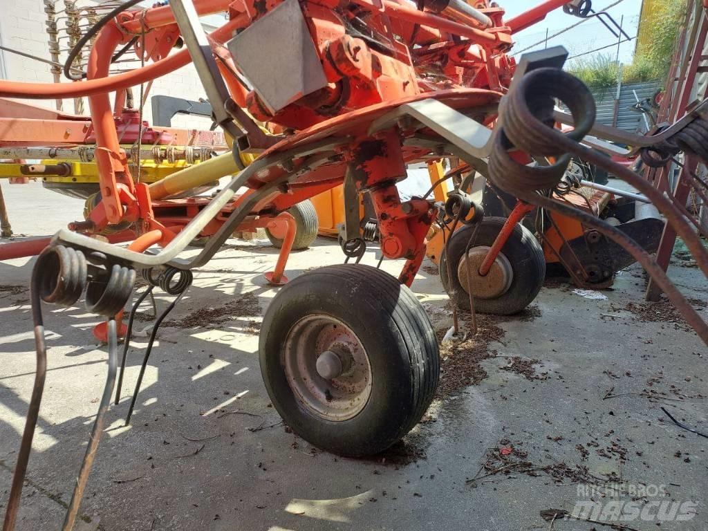 Fella TH 680 Obraceče a shrabovače sena