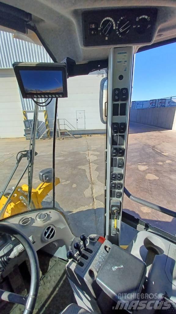 Volvo L 90 H Kolové nakladače