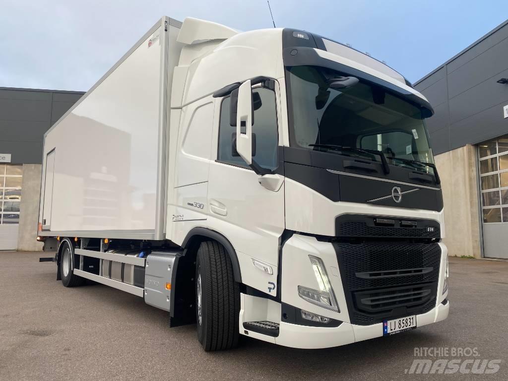 Volvo FM330 - Leie? Skříňová nástavba