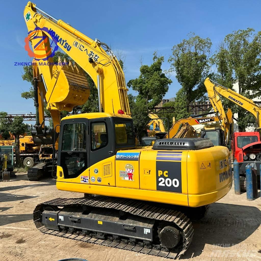 Komatsu PC 200 Pásová rýpadla
