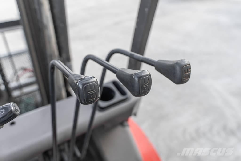 Manitou ME 425 Akumulátorové vozíky