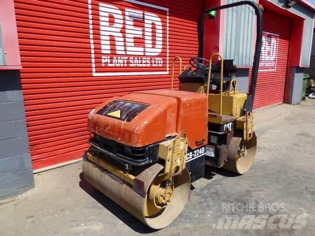 CAT CB 224 D Tandemové válce