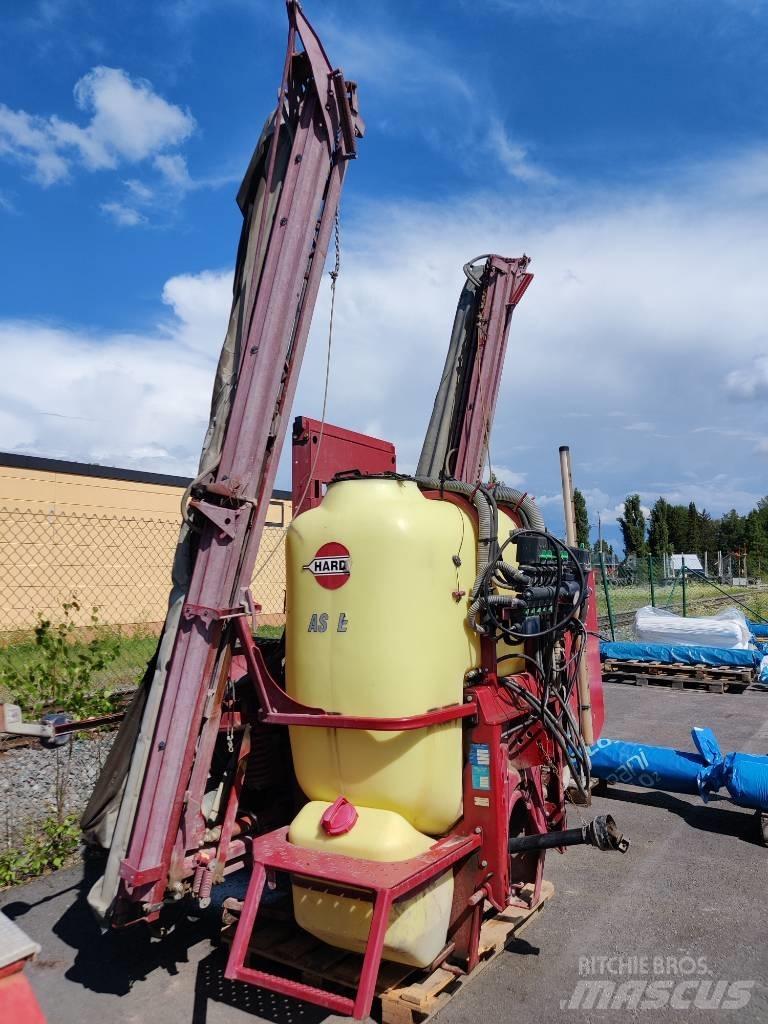 Hardi Master Twin Nesené postřikovače