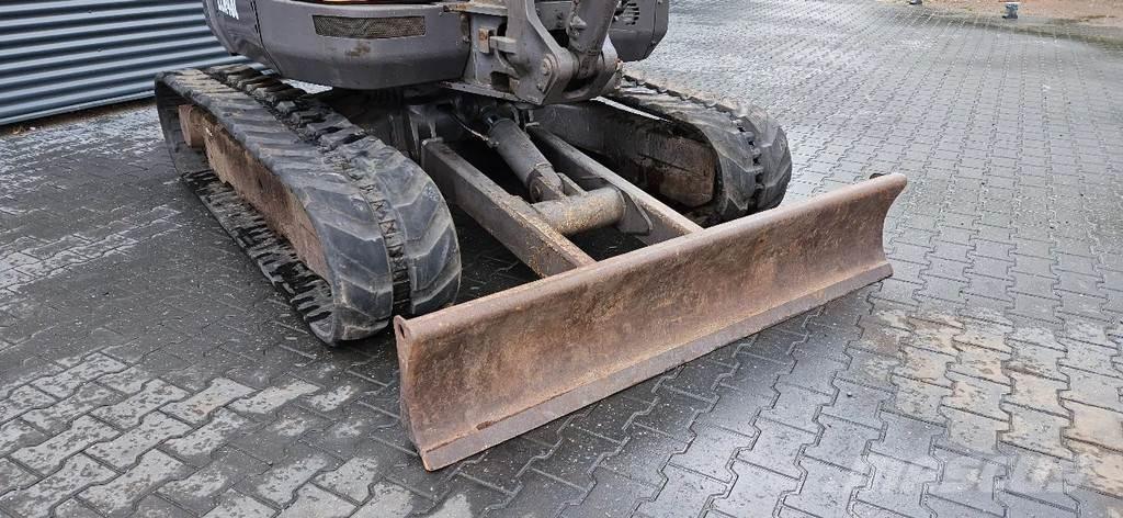 Volvo ECR 48c Mini rýpadla < 7t