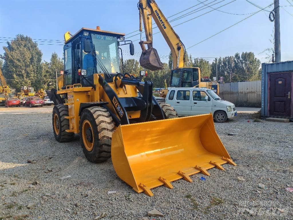 XCMG WZ30-25 Rýpadlo-nakladače