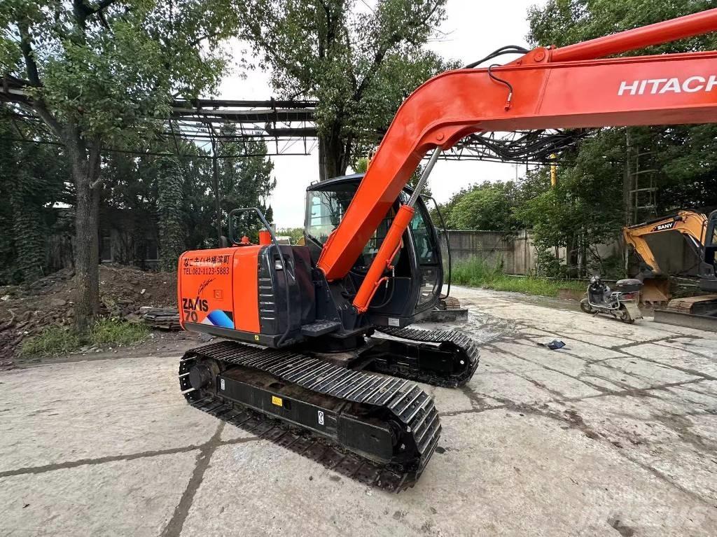 Hitachi 70 Pásová rýpadla