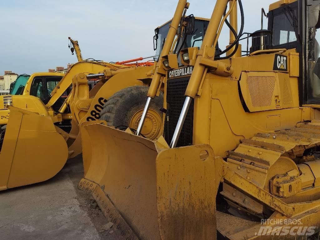 CAT D 6 G Pásové dozery