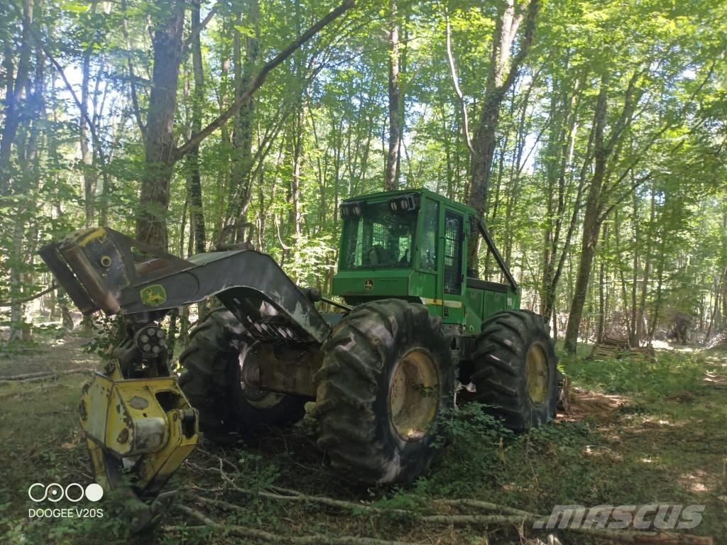 John Deere 548 G III Skiddery