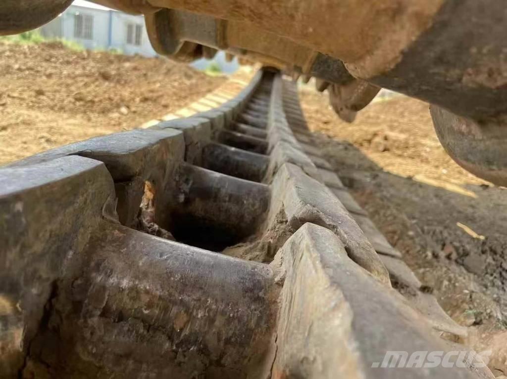 Doosan DH 370 Pásová rýpadla