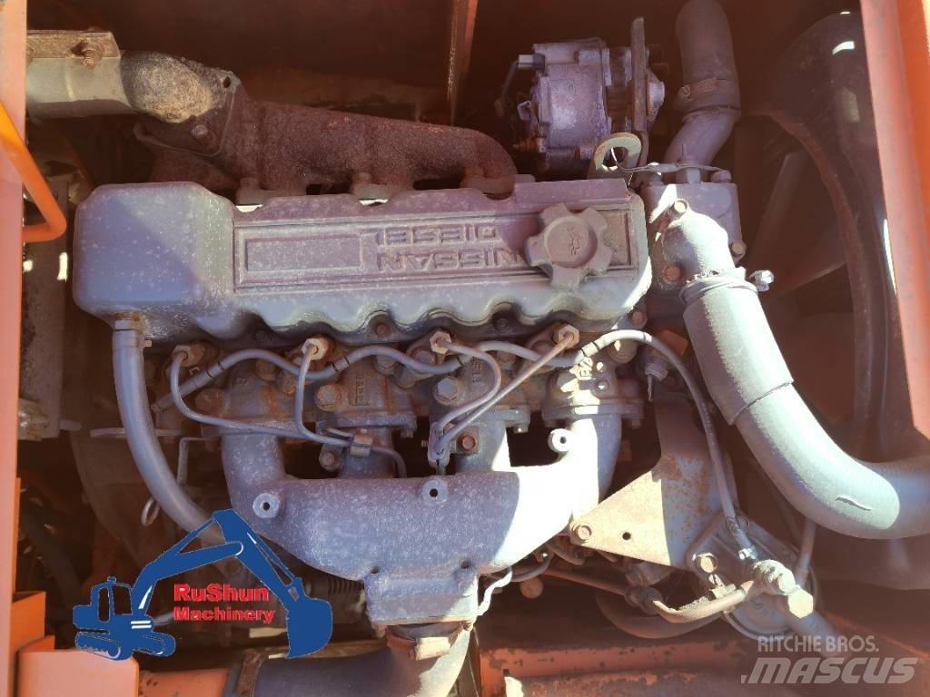 Hitachi EX60 Mini rýpadla < 7t