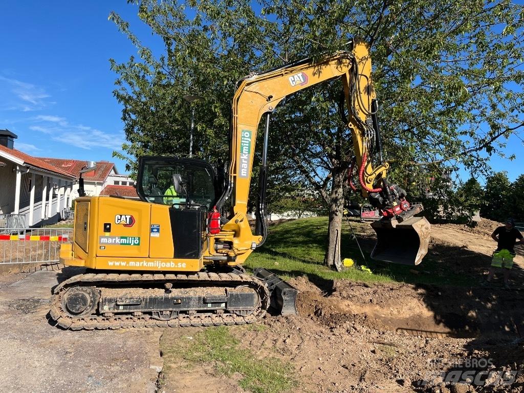 CAT 308 CR Midi rýpadla 7t - 12t