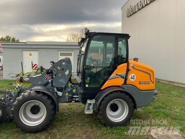 GiANT G5000 Kolové nakladače