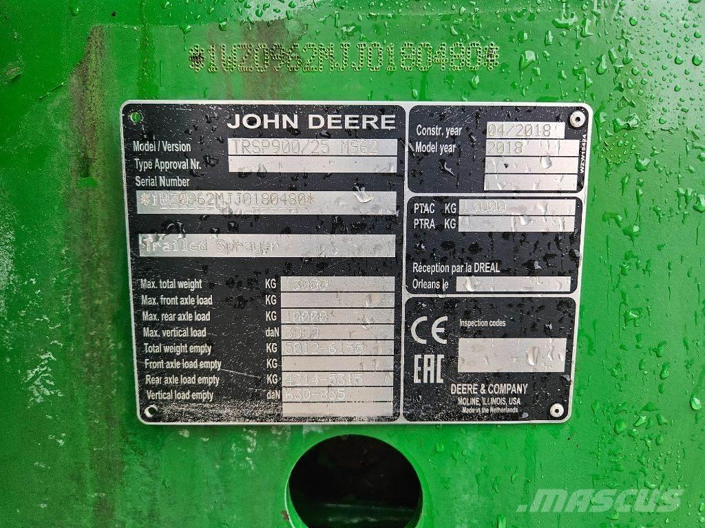 John Deere M692i Tažené postřikovače