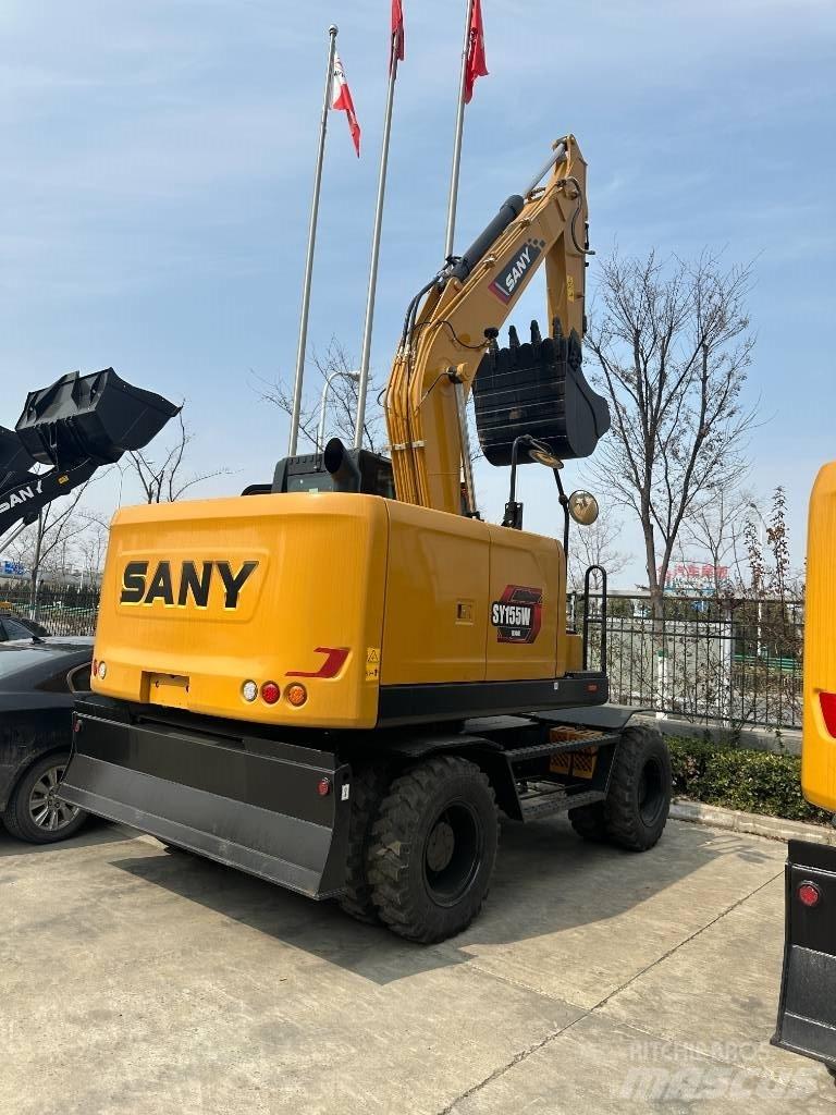 Sany SY65W Kolová rýpadla