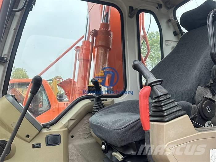 Doosan DH 150 LC-7 Pásová rýpadla