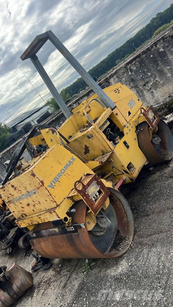 Vibromax W265 Pásy, řetězy a podvozek