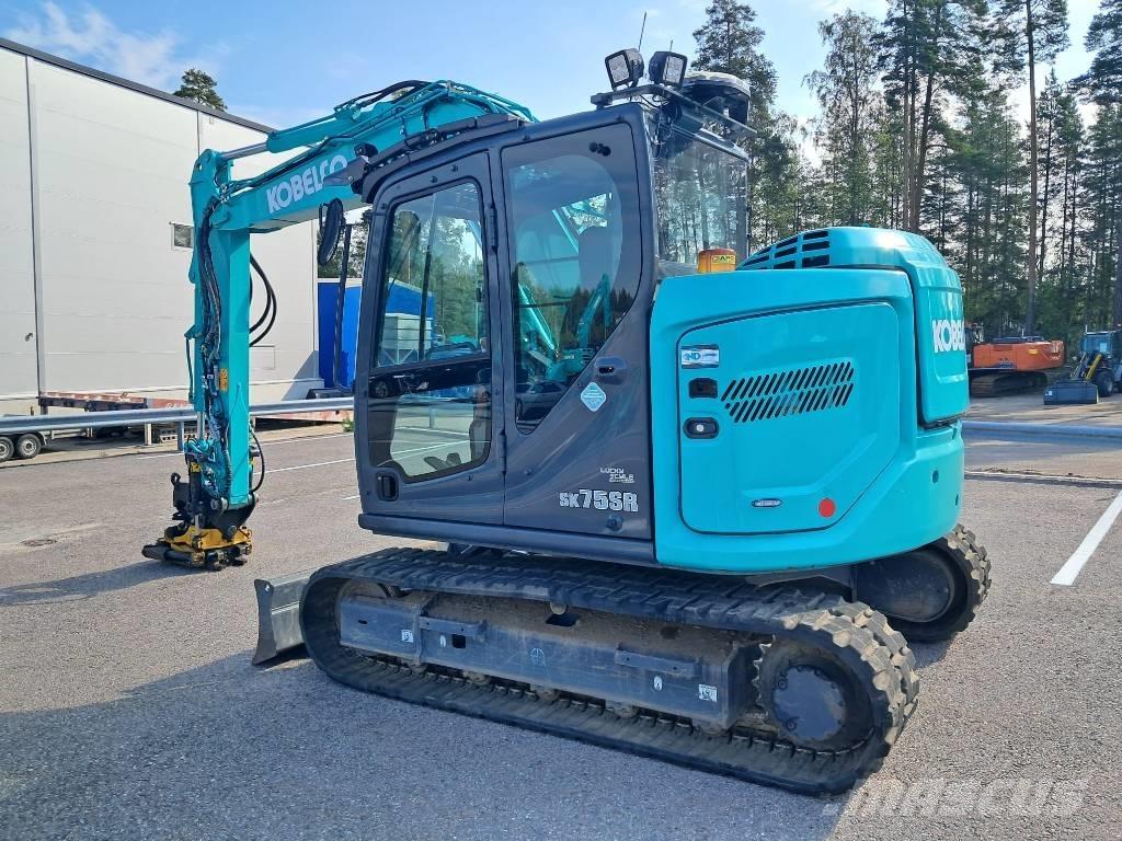 Kobelco SK75SR-7 Midi rýpadla 7t - 12t