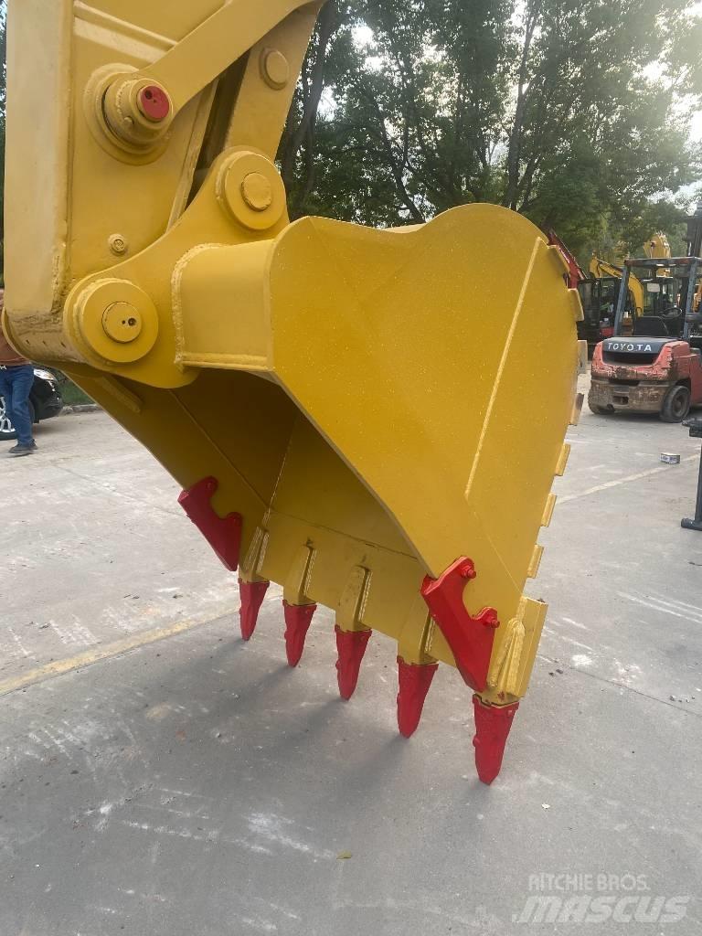 CAT 330 B Pásová rýpadla