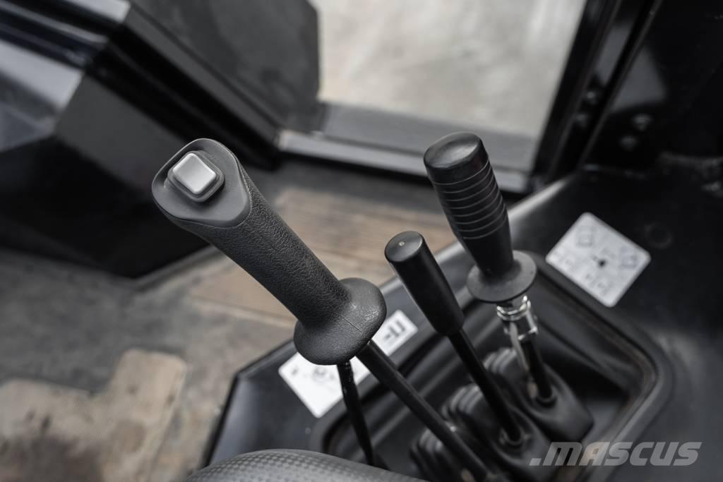 Manitou M 30-4 Dieselové vozíky