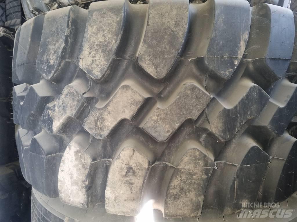 Goodyear GP-4D Pneumatiky, kola a ráfky