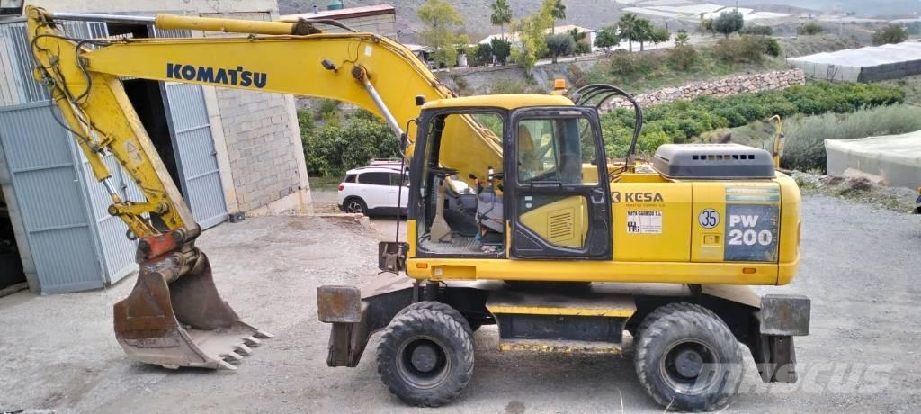 Komatsu PW 200-7 Kolová rýpadla