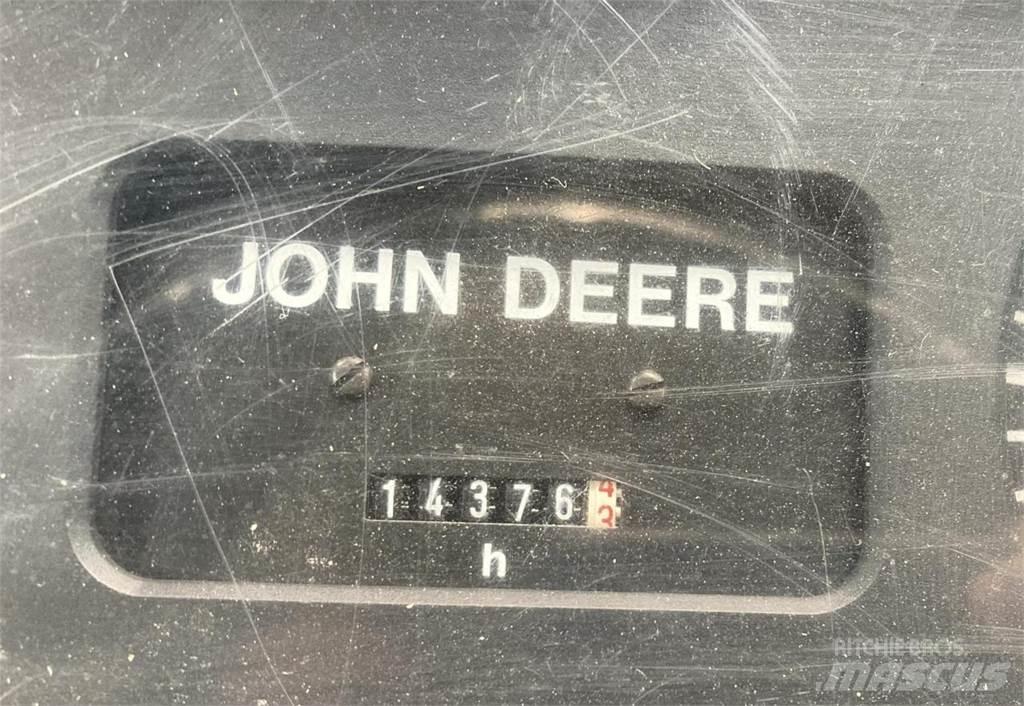 John Deere 6300 Traktory