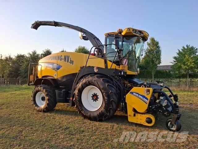 New Holland FR700 Samojízdné sekačky