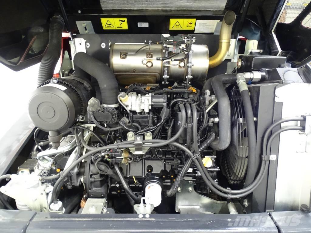 Yanmar V80-5 Kolové nakladače