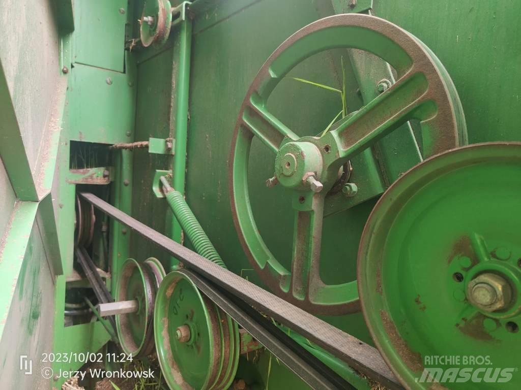 John Deere 1075 Sklízecí mlátičky